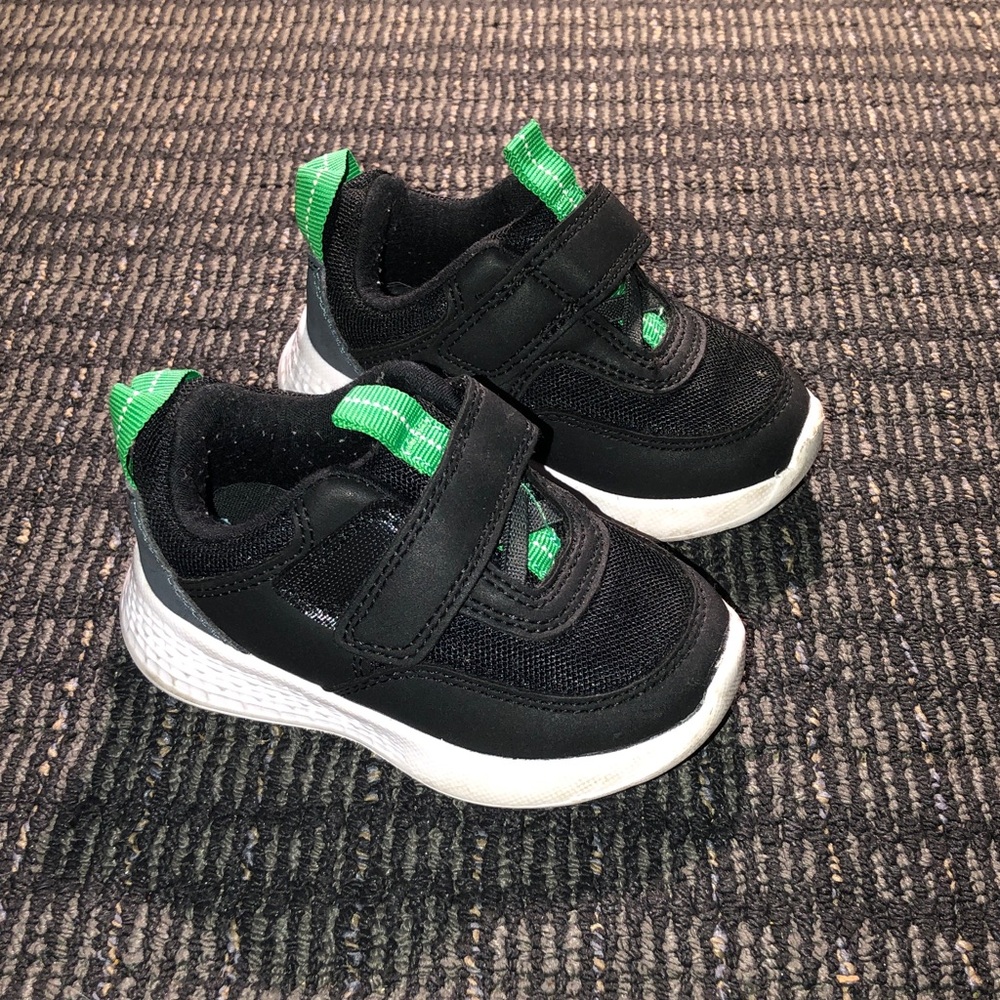 🛍️ Cat & Jack Kids Shoes